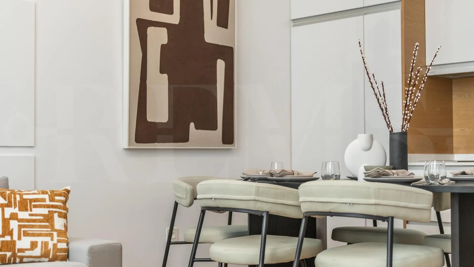 מאלגה Artistic And Spacious Apartment By Rems